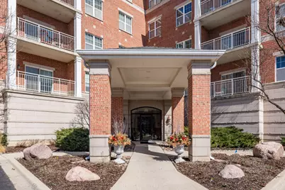 153 Pointe Drive #201, Northbrook, IL 60062 - Photo 1