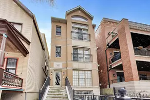 1161 W Eddy St, Chicago, IL 60657 - Photo 1