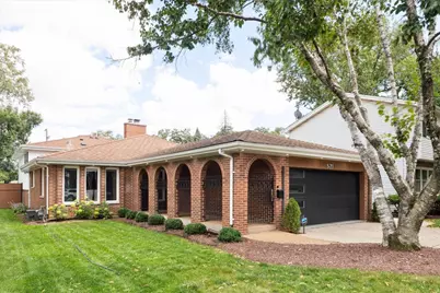 571 Byrd Road, Riverside, IL 60546 - Photo 1
