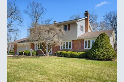 401 E Side Drive, Geneva, IL 60134 - Photo 1