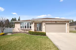 6948 Coachwood Trail, Tinley Park, IL 60477 - Photo 1
