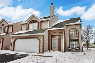 2216 N Sunrise Dr, Round Lake Beach, IL 60073 - Photo 1