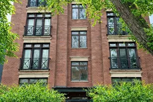 4862 N Kenmore Ave, Chicago, IL 60640 - Photo 1