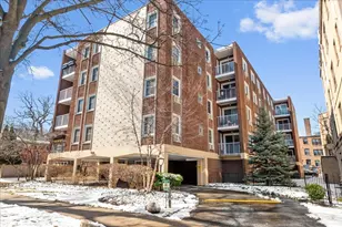 1310 Maple Ave, Evanston, IL 60201 - Photo 1