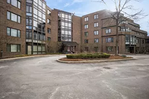 601 Mulberry Pl, Highland Park, IL 60035 - Photo 1