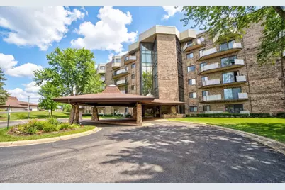 1275 E Baldwin Lane #602, Palatine, IL 60074 - Photo 1