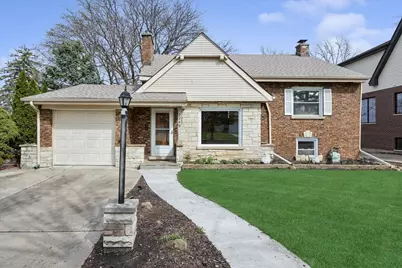 1249 Highridge Parkway, Westchester, IL 60154 - Photo 1