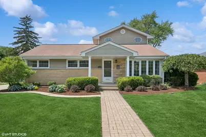 1419 W Miner Street, Arlington Heights, IL 60005 - Photo 1