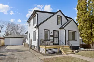 2114 Eshcol Ave, Zion, IL 60099 - Photo 1