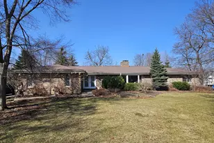 480 E Il Route 22, Barrington, IL 60010 - Photo 1