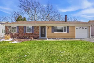 41 Willow Rd, Matteson, IL 60443 - Photo 1