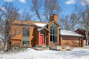 853 Bonnie Brae Ln, Bolingbrook, IL 60440 - Photo 1