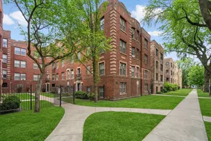 132 Clyde Ave, Evanston, IL 60202 - Photo 1