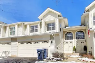 640 Sturnbridge Ln, Schaumburg, IL 60173 - Photo 1