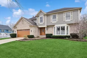 531 Graywood Dr, Lombard, IL 60148 - Photo 1