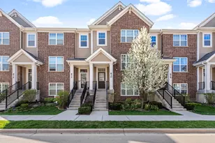 830 Center St, Des Plaines, IL 60016 - Photo 1