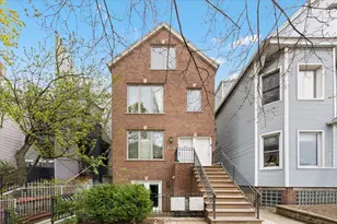 1525 W Barry Ave, Chicago, IL 60657 - Photo 1