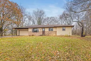 7774 Old River Rd, Rockford, IL 61103 - Photo 1