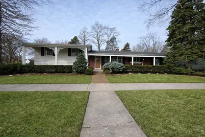 8 N Greenwood Avenue, Palatine, IL 60074 - Photo 1