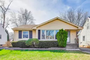 998 S Swain Ave, Elmhurst, IL 60126 - Photo 1