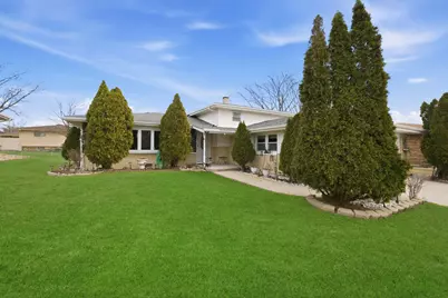 6252 157th Street, Oak Forest, IL 60452 - Photo 1