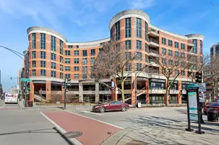 350 W Belden Ave, Chicago, IL 60614 - Photo 1