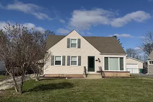 632 N Edgewood Ave, Lombard, IL 60148 - Photo 1