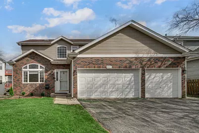 441 N Crooked Lake Lane, Lindenhurst, IL 60046 - Photo 1
