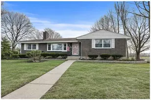 1000 Jackson Ave, Saint Charles, IL 60174 - Photo 1