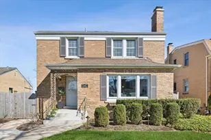 267 N Larch Ave, Elmhurst, IL 60126 - Photo 1