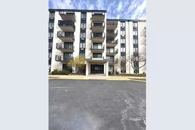 9098 W Terrace Drive #3-I, Niles, IL 60714 - Photo 1