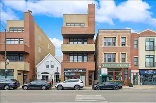 1954 N Damen Ave, Chicago, IL 60647 - Photo 1