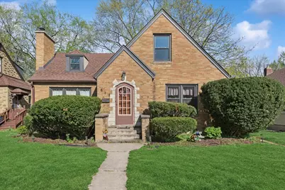 617 Lavoie Avenue, Elgin, IL 60120 - Photo 1
