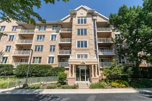 1705 Pavilion Way, Park Ridge, IL 60068 - Photo 1