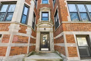 945 W Gordon Terrace, Chicago, IL 60613 - Photo 1