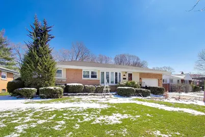 219 S Reuter Drive, Arlington Heights, IL 60005 - Photo 1