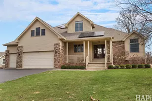 202 Country Club Dr, McHenry, IL 60050 - Photo 1