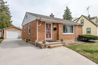 905 Glenwood Avenue, Waukegan, IL 60085 - Photo 1
