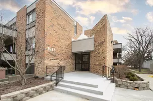 1813 Hemlock Pl, Schaumburg, IL 60173 - Photo 1