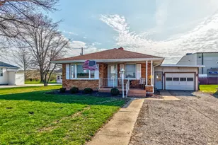 1615 S Illinois St, Streator, IL 61364 - Photo 1