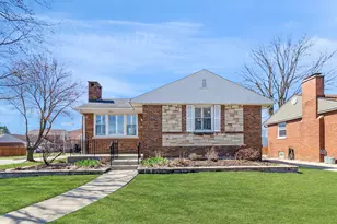 1558 Portsmouth Ave, Westchester, IL 60154 - Photo 1