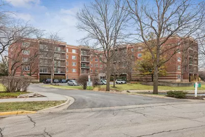 5225 N Riversedge Terrace #201, Chicago, IL 60630 - Photo 1