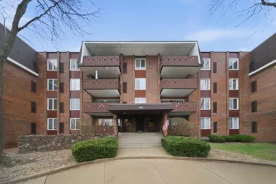 121 S Spruce Avenue #101, Wood Dale, IL 60191 - Photo 1