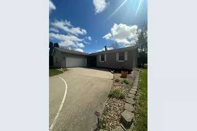 610 Kelley Drive, Heyworth, IL 61745 - Photo 1
