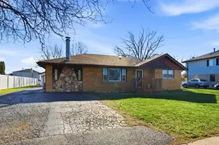 8325 Laporte Ave, Burbank, IL 60459 - Photo 1