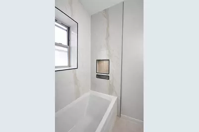 1906 W Ainslie Street #3, Chicago, IL 60640 - Photo 15