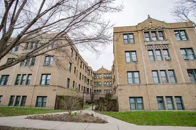 146 Clyde Avenue #2E, Evanston, IL 60202 - Photo 1
