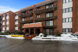 2086 St Johns Ave, Highland Park, IL 60035 - Photo 1