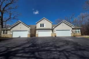 936 Treeline Ct, Lockport, IL 60441 - Photo 1