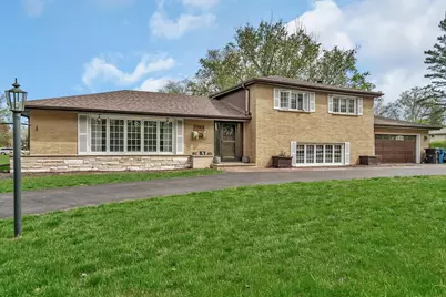 7040 W 131st Street, Palos Heights, IL 60463 - Photo 1